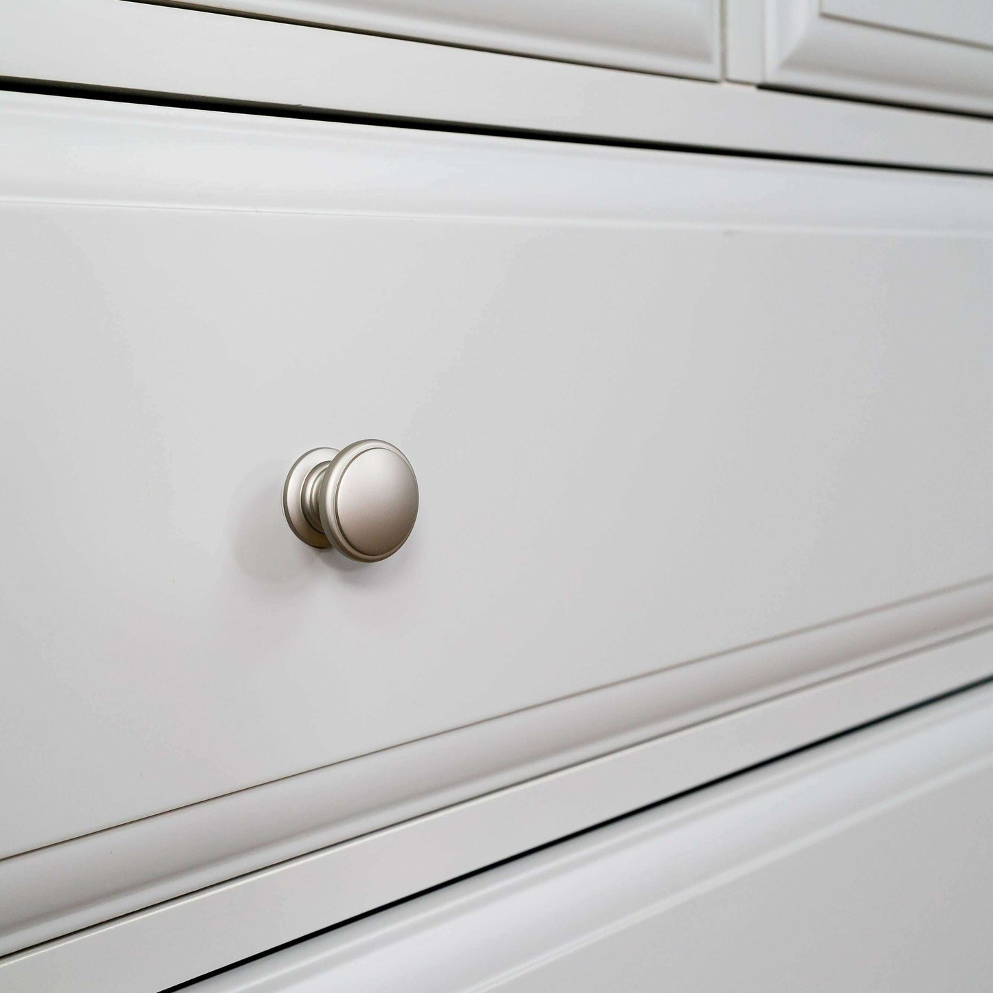 contemporary-oak-range---3-2-chest-of-drawers-6