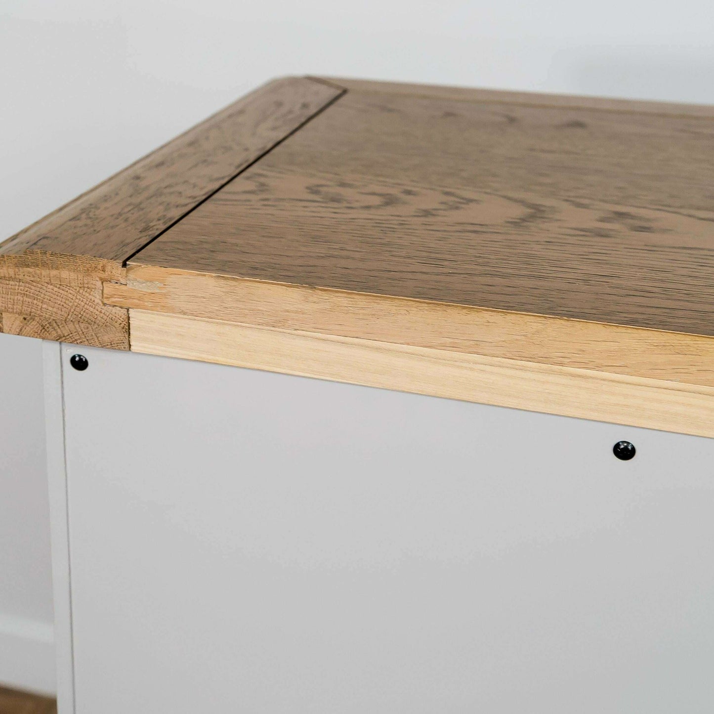 contemporary-oak-range---3-2-chest-of-drawers-9