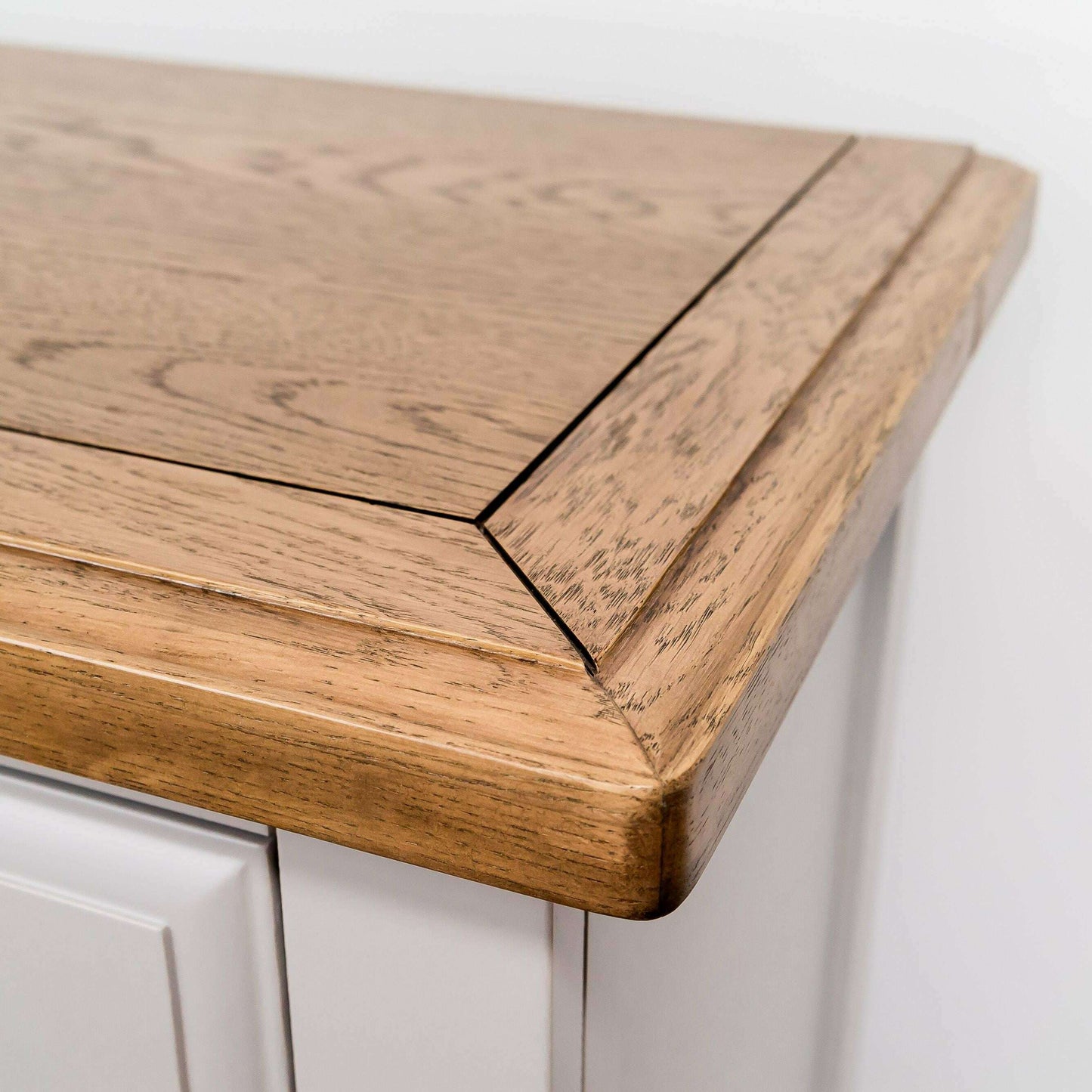 contemporary-oak-range---3-2-chest-of-drawers-10