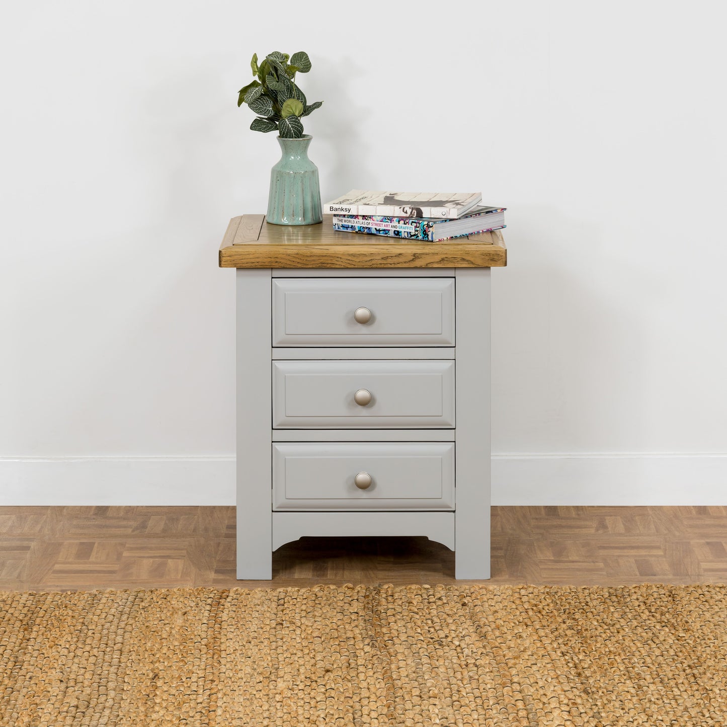 contemporary-oak-range---3-drawer-side-chest-1