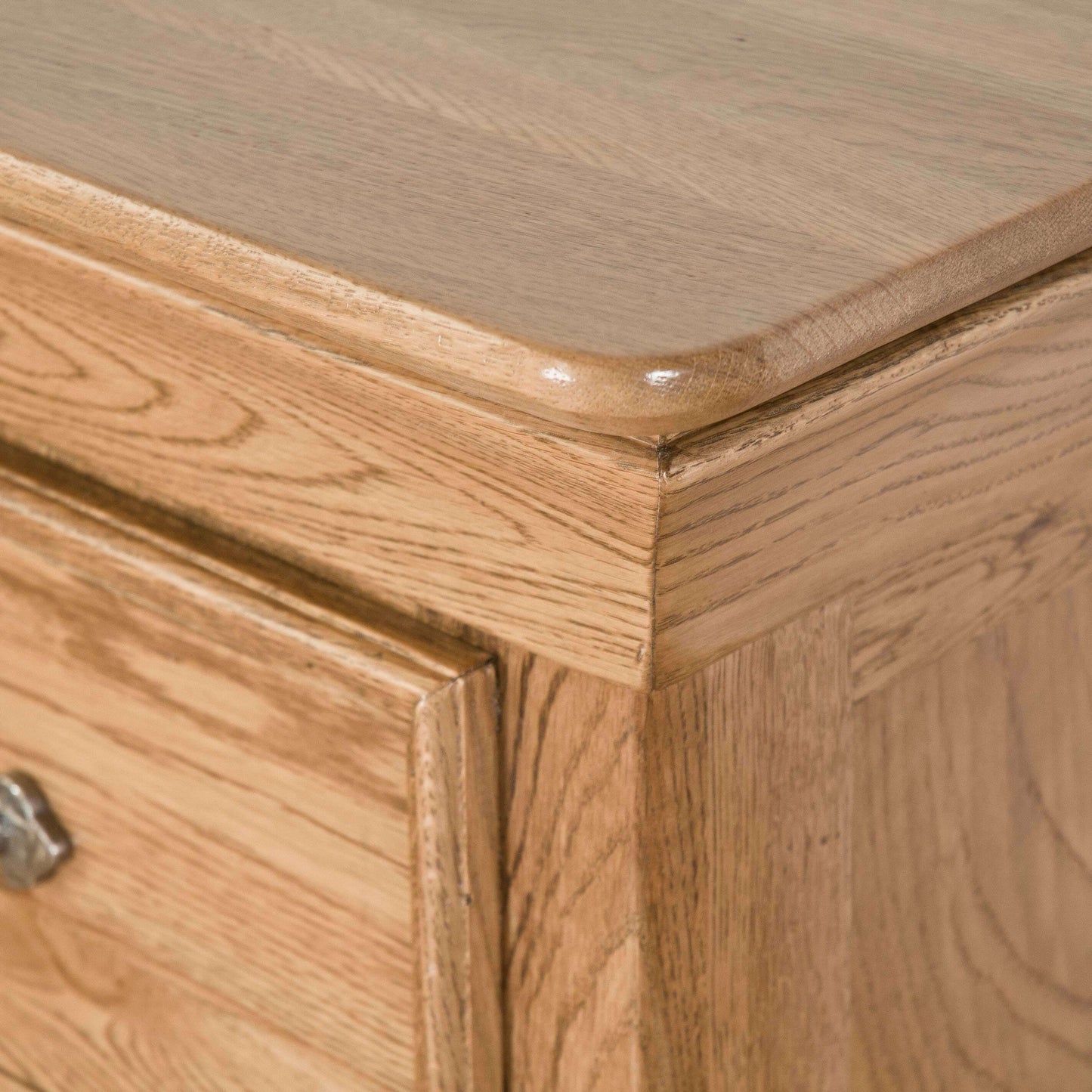 french-farmhouse-oak-range---4-2-chest-of-drawers-4