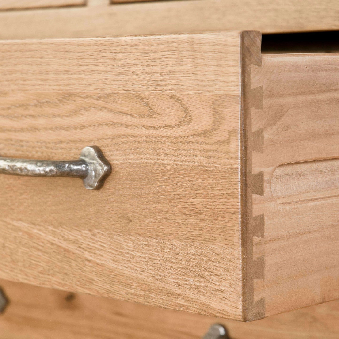 french-farmhouse-oak-range---4-2-chest-of-drawers-5