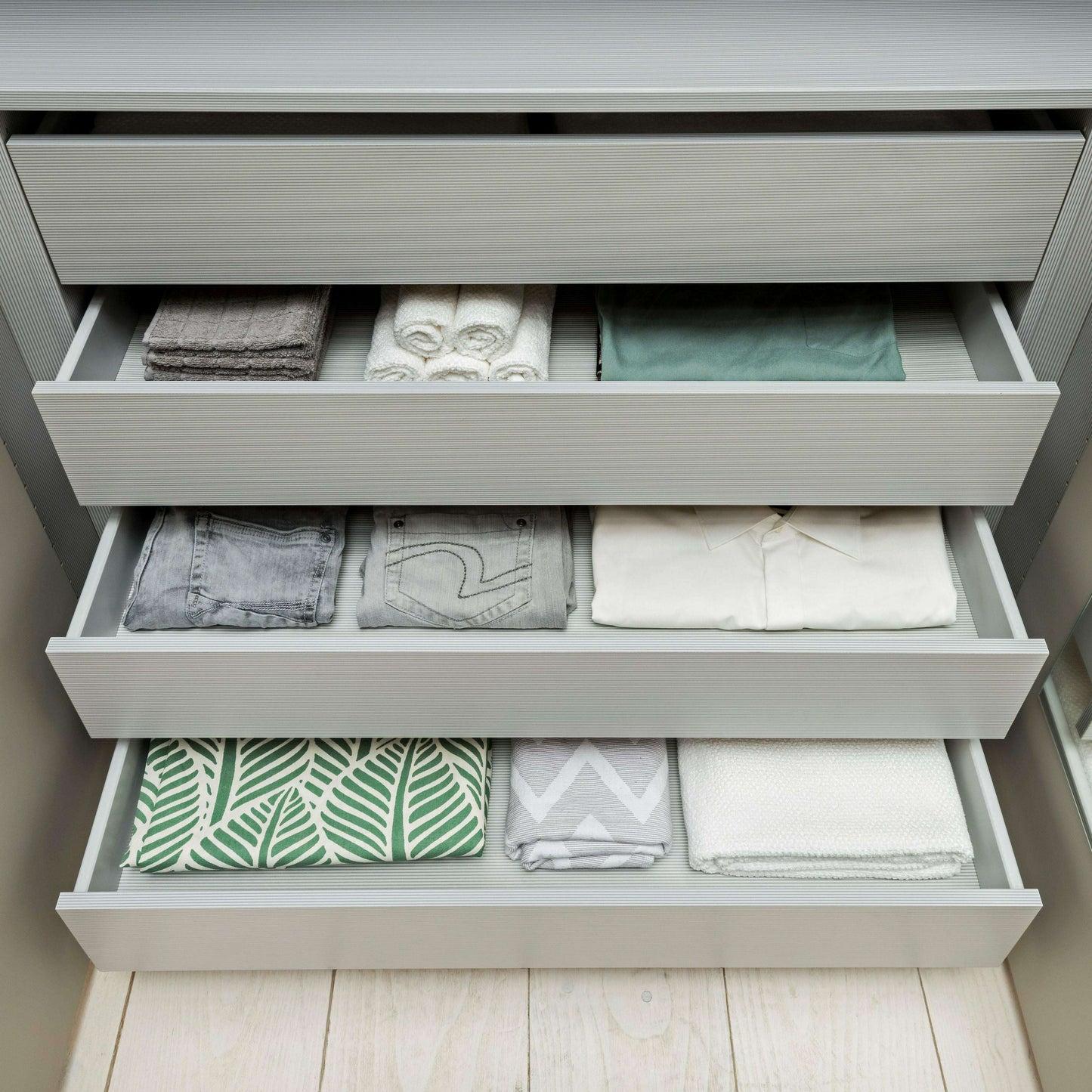Mayfair VIP Graphite 4-8 Door Hinged Wardrobe Cornice/LED Lights - Height 220 cm wooden drawers