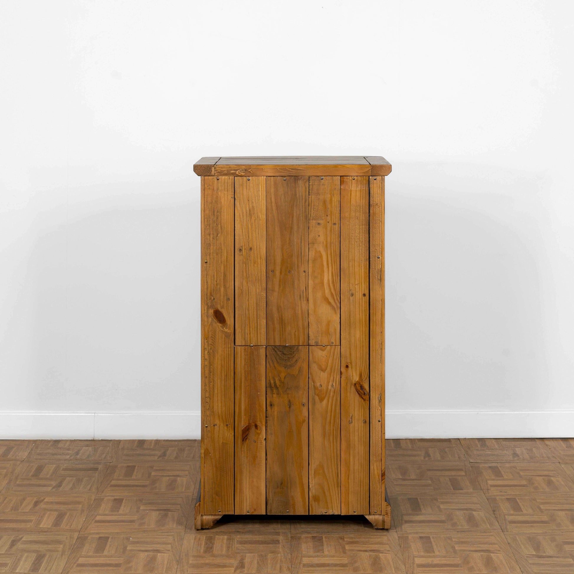 botanical-pine-range---5-drawer-wellington-chest-9