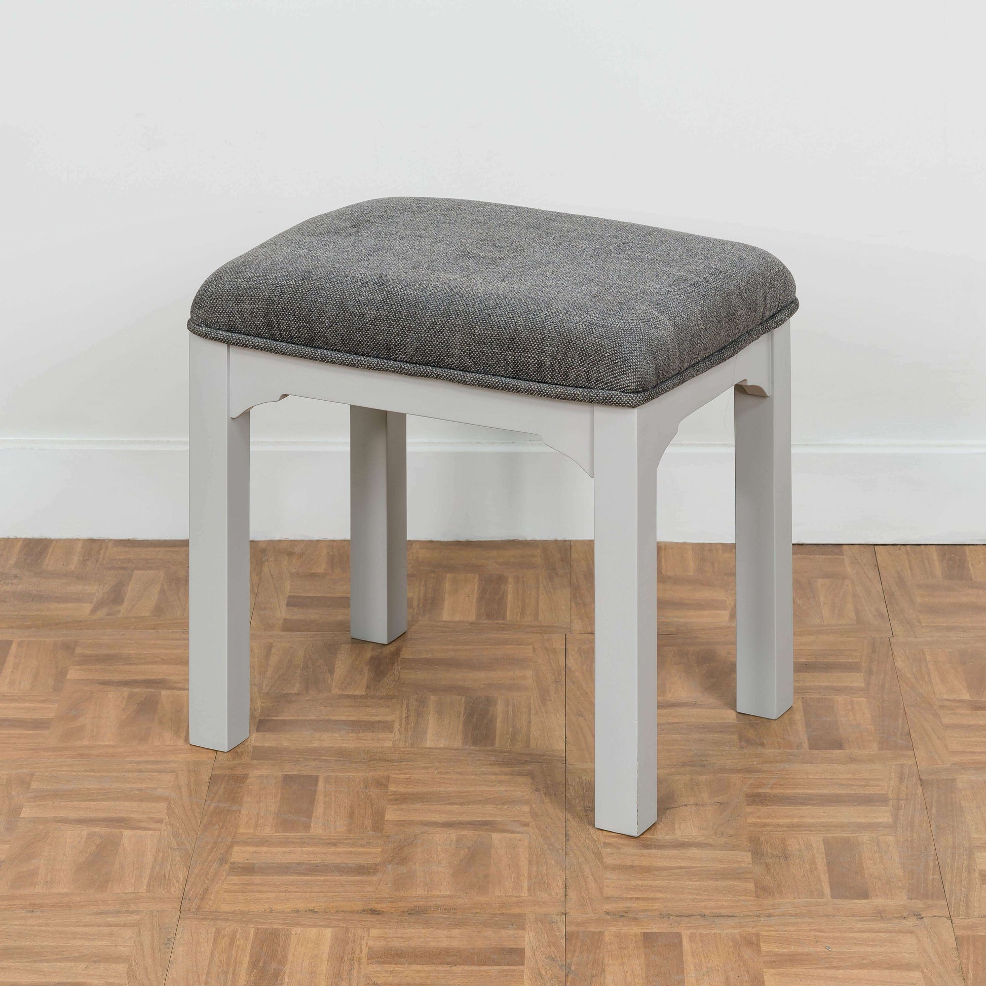 contemporary-oak-range---dressing-table-stool-3
