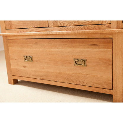 country-oak-range---triple-wardrobe-with-drawers-8