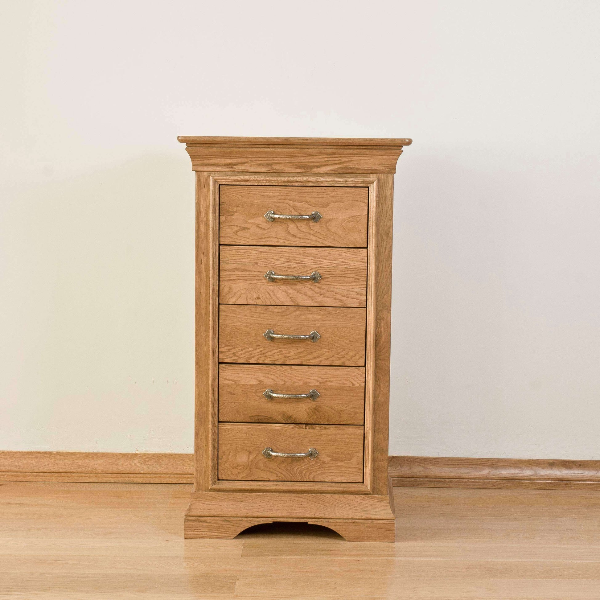 french-farmhouse-oak-range---5-drawer-wellington-chest-1