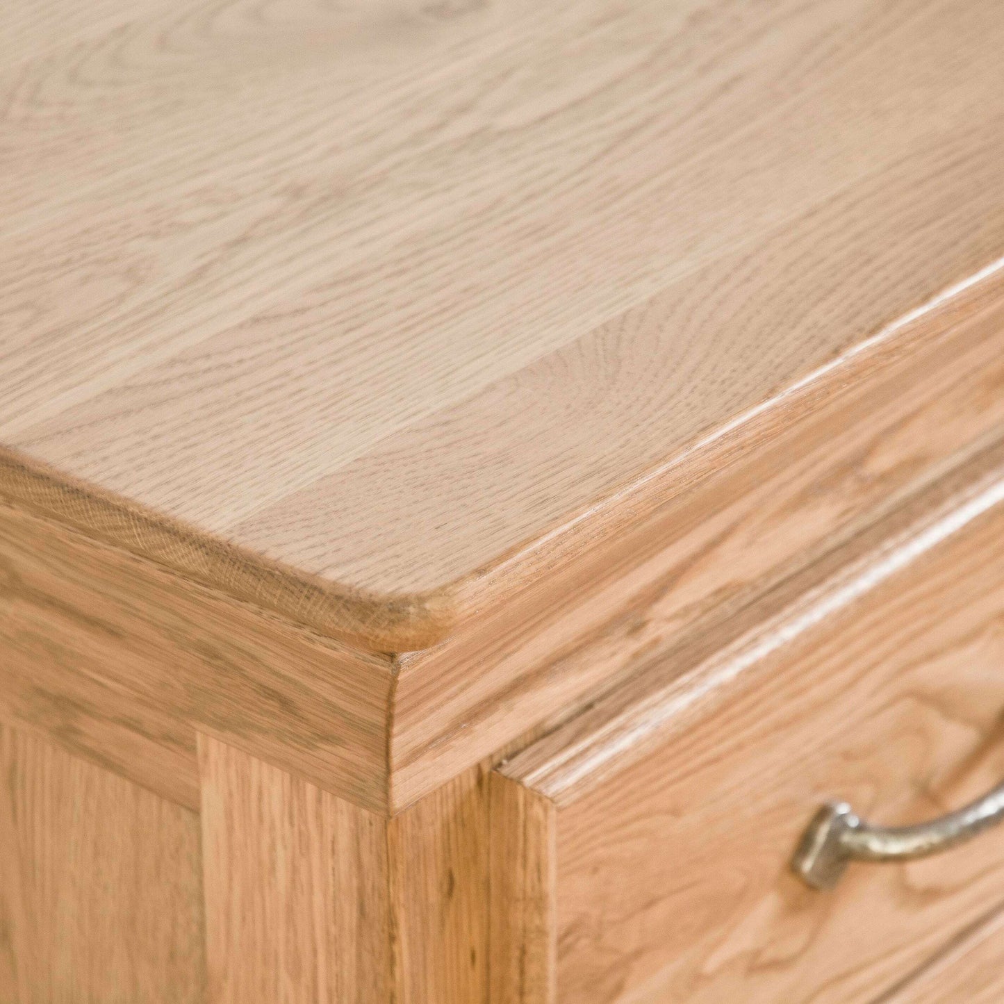 french-farmhouse-oak-range---5-drawer-wellington-chest-4