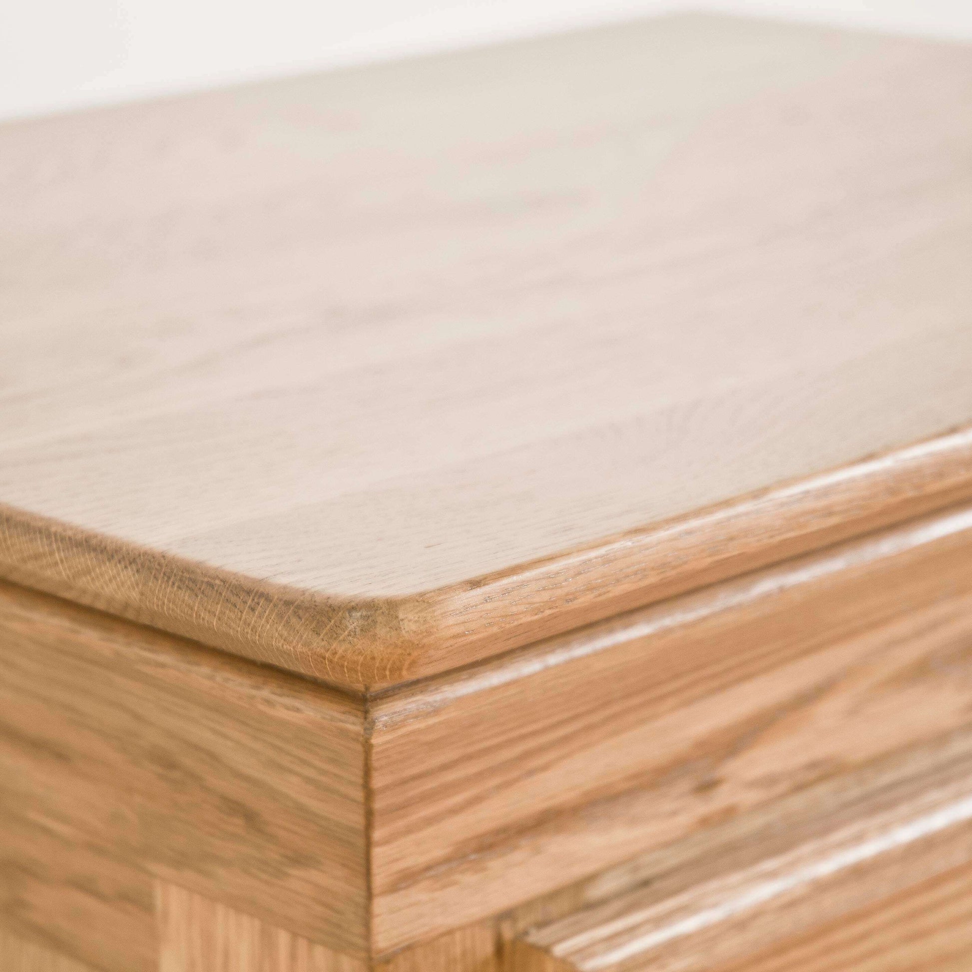 french-farmhouse-oak-range---5-drawer-wellington-chest-6