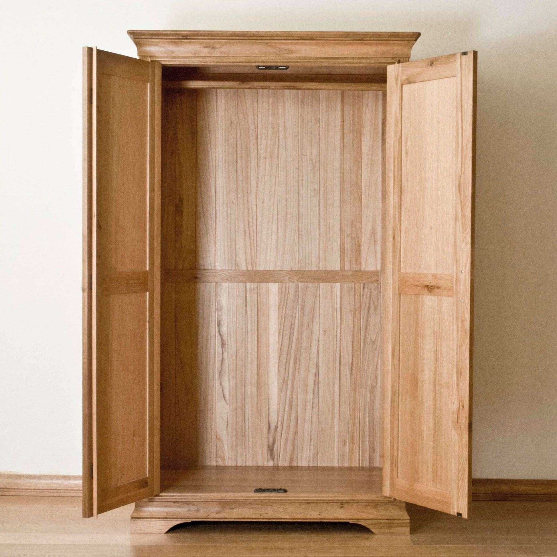 french-farmhouse-oak-range---full-length-wardrobe-4