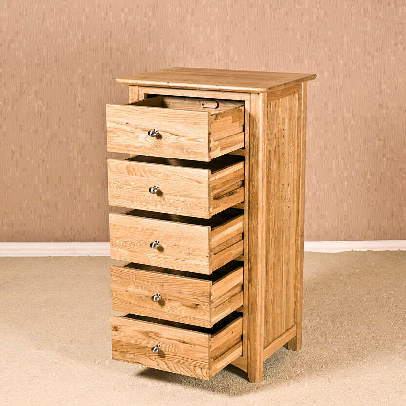 modern-oak-range---5-drawer-wellington-chest-4