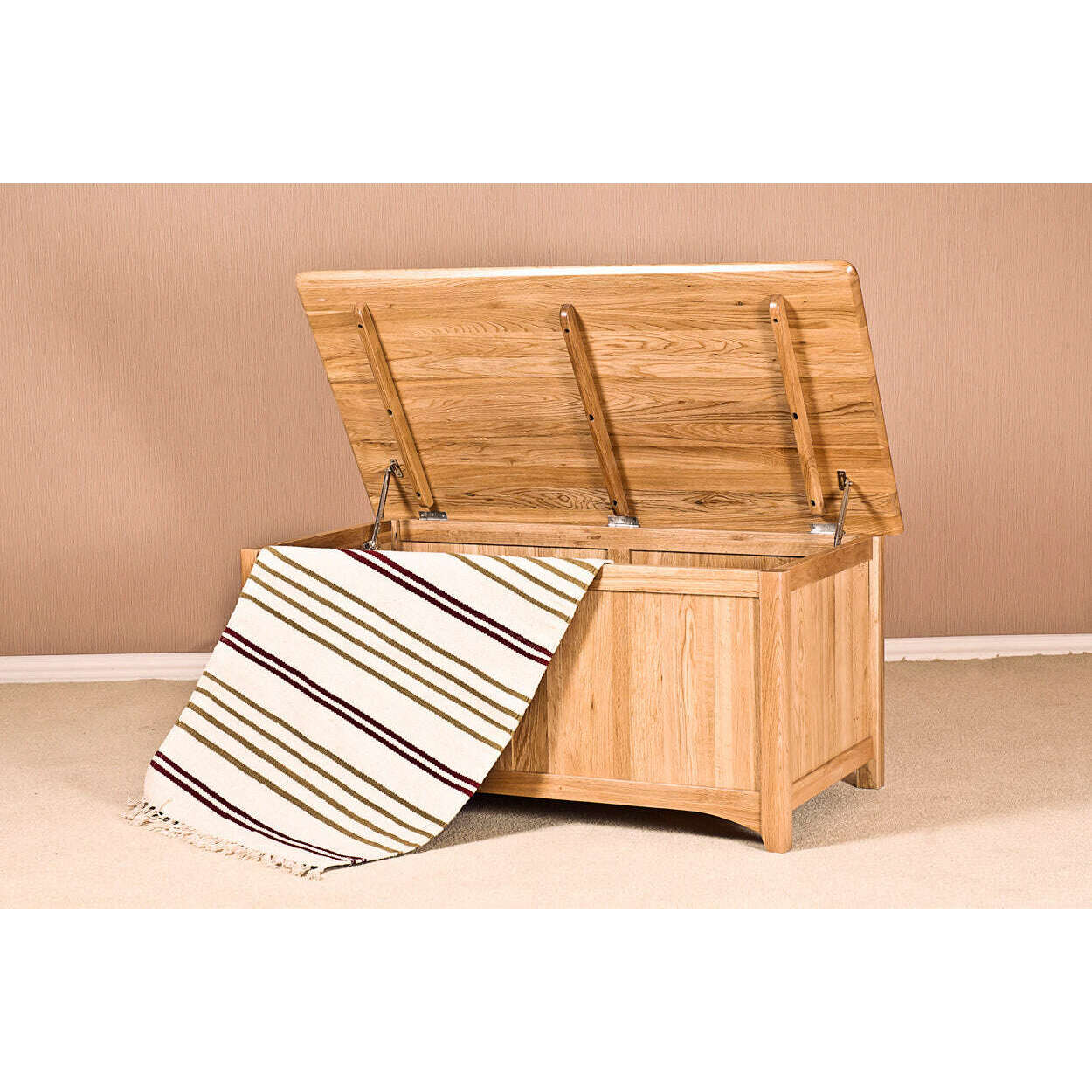 modern-oak-range---large-storage-chest-3