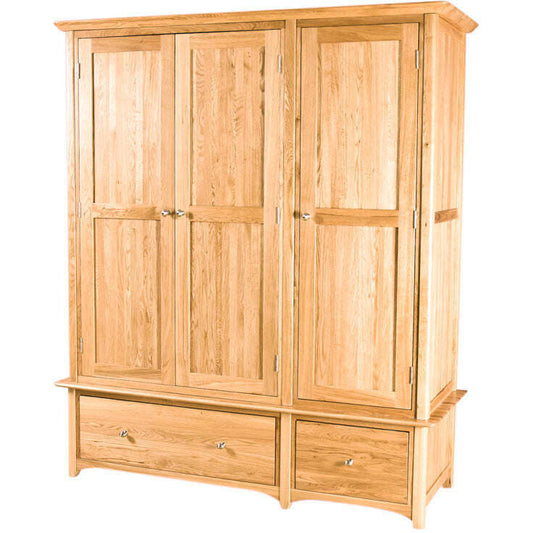 modern-oak-range---triple-wardrobe-with-drawers-1