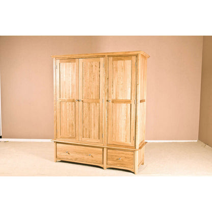 modern-oak-range---triple-wardrobe-with-drawers-2