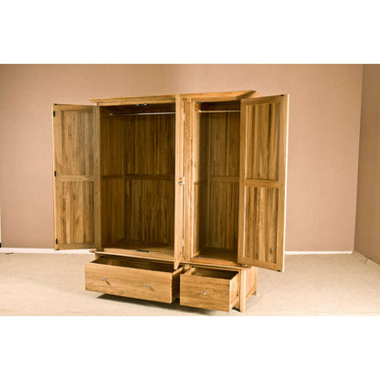 modern-oak-range---triple-wardrobe-with-drawers-4