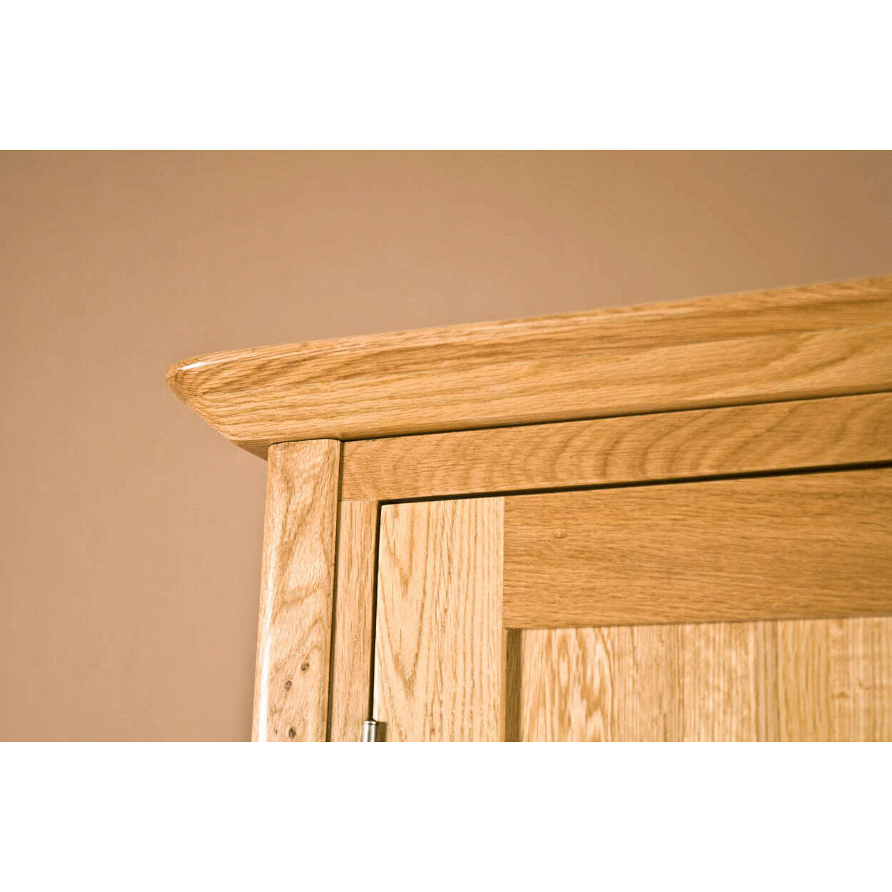 modern-oak-range---triple-wardrobe-with-drawers-5