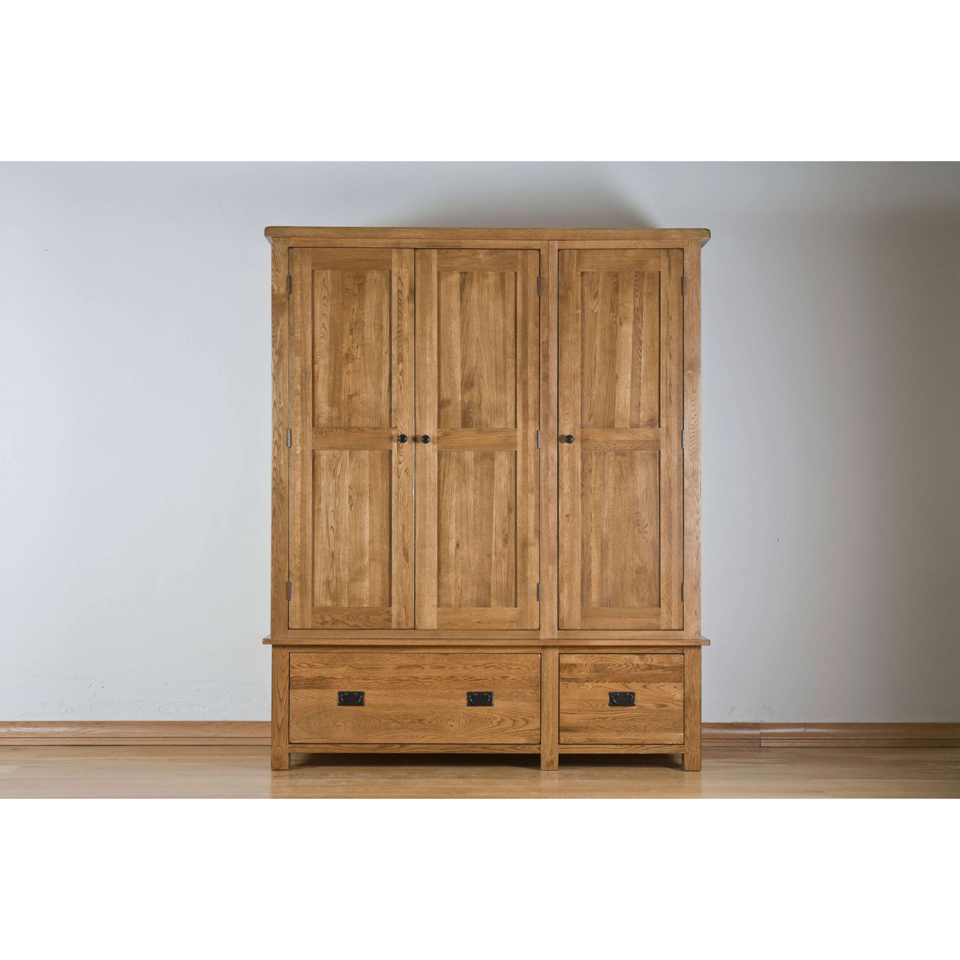 rustic-oak-range---triple-wardrobe-with-drawers-2