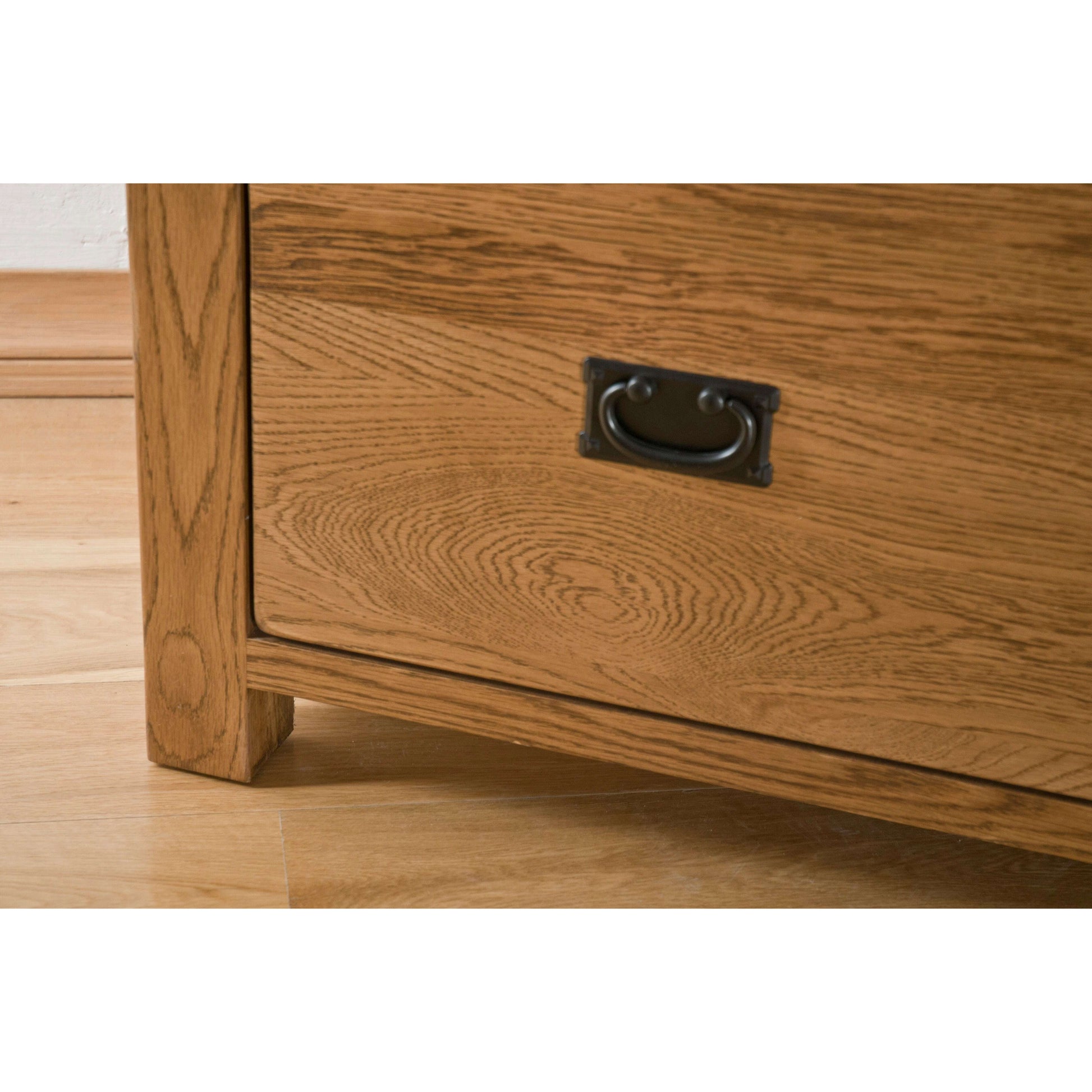 rustic-oak-range---triple-wardrobe-with-drawers-6